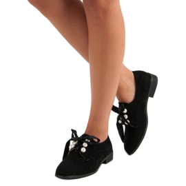 Tina&Co Tied shoes with pearls black 1
