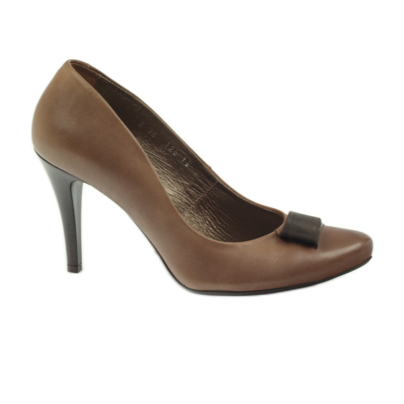 Kaniowski 125 brown leather pumps 1