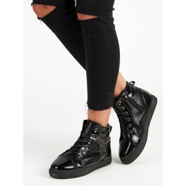 Lacquered Sneakers Above the Ankle black 1
