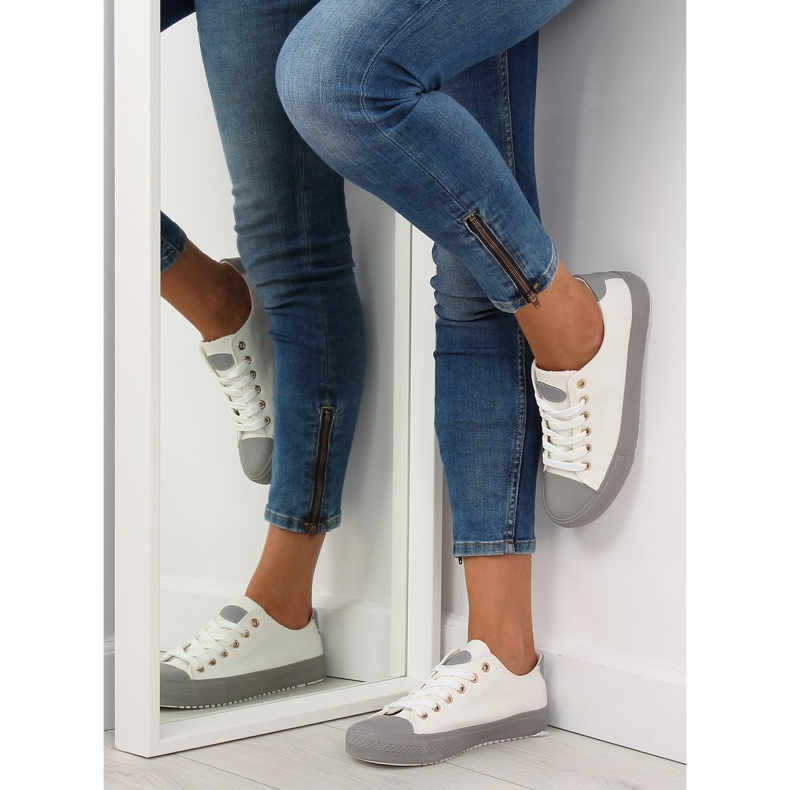 Sneakers on a colored rubber W-3051 White 1