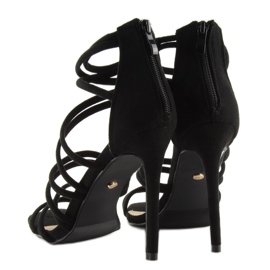 Black LE039 black sandals on a high heel 2