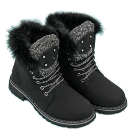 Seastar Black Trappers With Fur 1