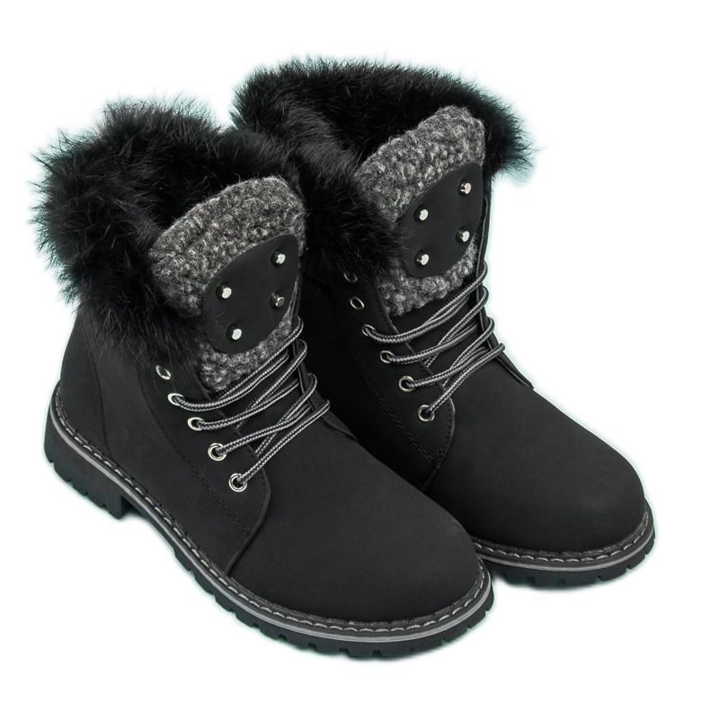 Seastar Black Trappers With Fur 1