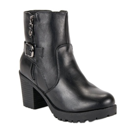 Small Swan Black ankle boots on the post 1