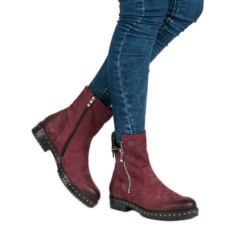 Burgundy leather boots from VINCEZA red 2