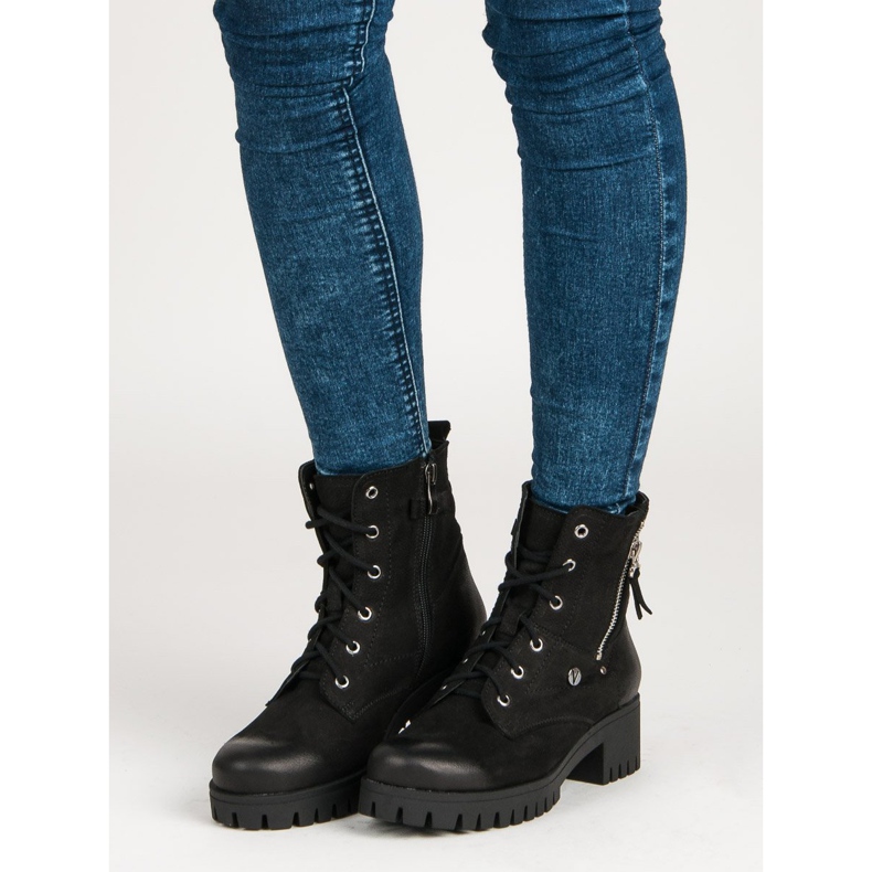 VINCEZA Black Workers 1