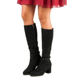 Suede boots on the post black 1