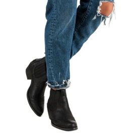 Corina Black cowboy boots 1 Corina Black cowboy boots 1