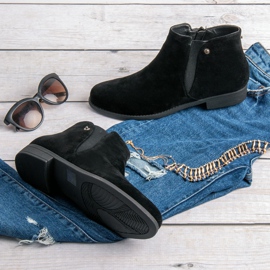 Black Boots 2