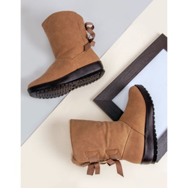 Warm snow boots with a zipper green 1