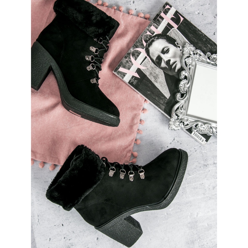 Seastar Lace-up Booties With Fur black 2