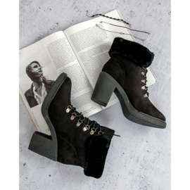 Seastar Lace-up Booties With Fur black 1