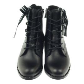 Boots decorated with a bow and Badura studs black 4