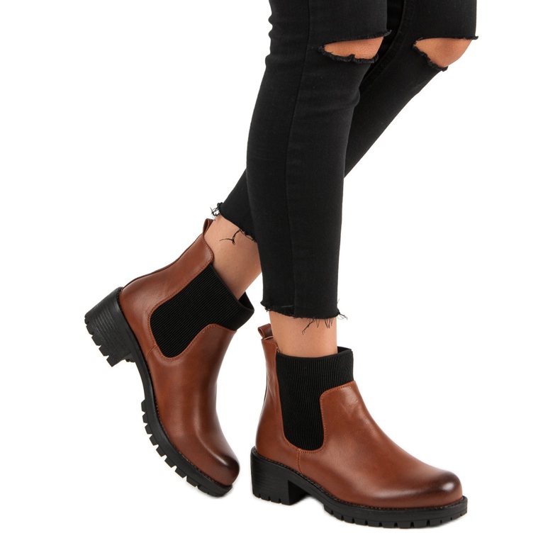 Fashionable Jodhpur boots from VINCEZA brown 2 Fashionable Jodhpur boots from VINCEZA brown 2