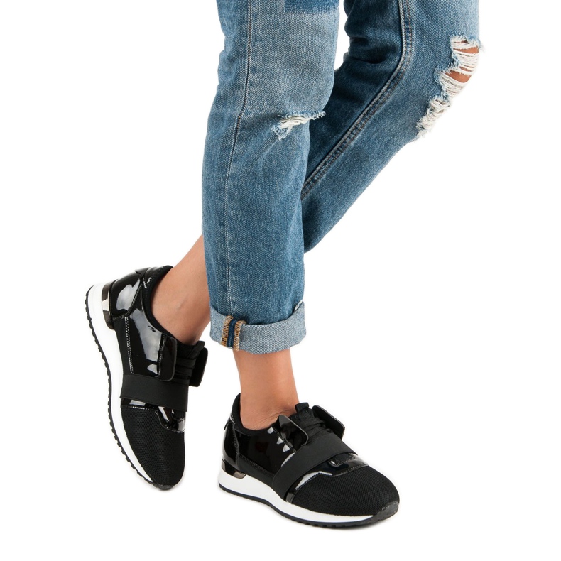 Slip-on sports shoes black 2