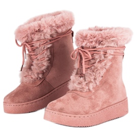 Pink tied snow boots 1