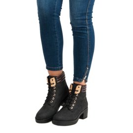 Workery boots with high heels black 1