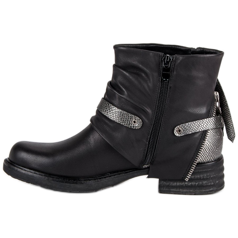 Queentina Black workers 1