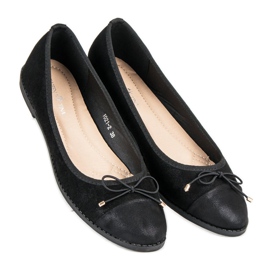 Queentina Elegant black ballerinas 1