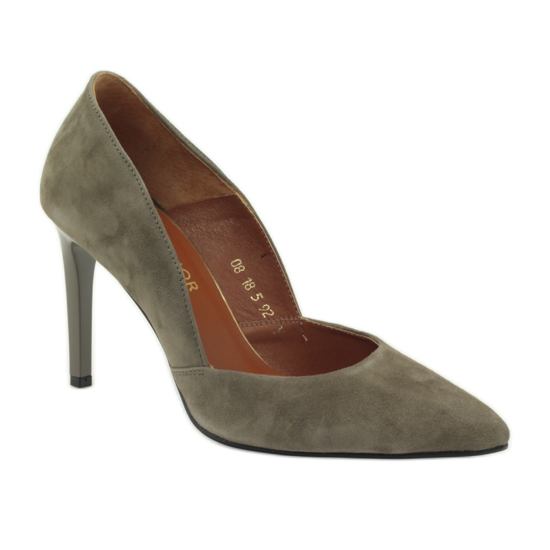 Pumps on a high heel Neścior 092 brown 1