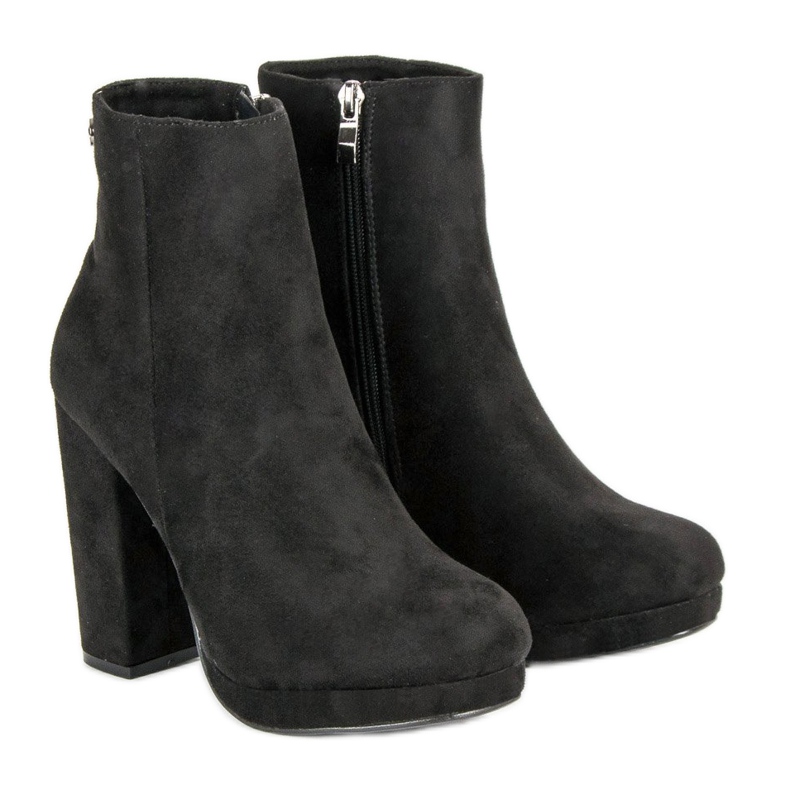 Small Swan Classic boots on the post black 1