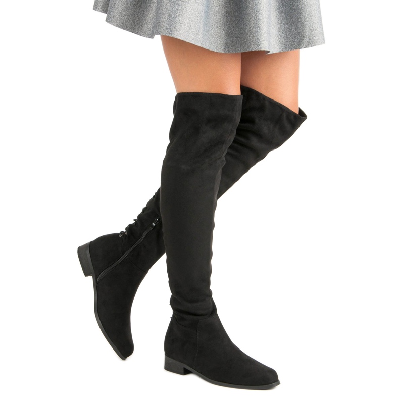 Black musketeer boots 2