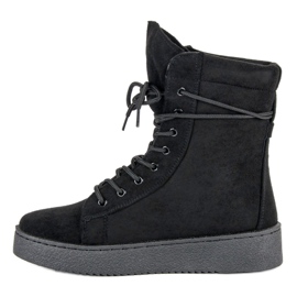 Tied shoes for winter black 1