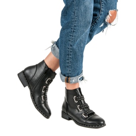 Bestelle Black ankle boots with a zipper 1