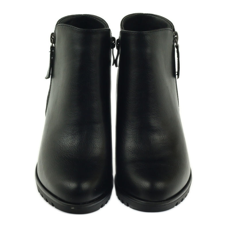 M.Daszyński Boots on the post black 1708 3