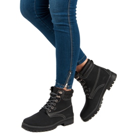Black tied hiking boots 2