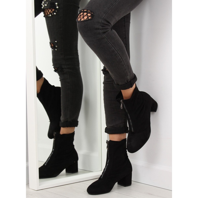 Boots on a stable heel black F0Z-01 Black 1