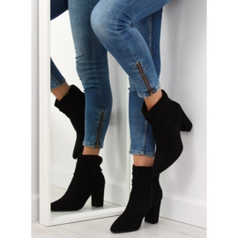 Black boots with wide heels NC781 Black 1