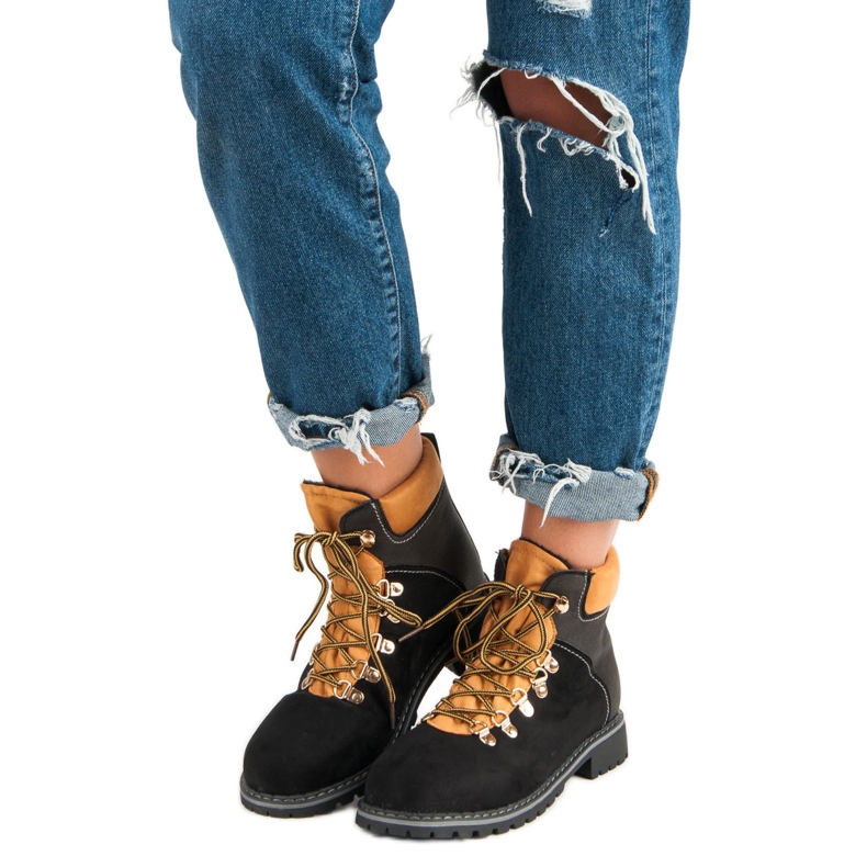 Black Women's Trappers 1