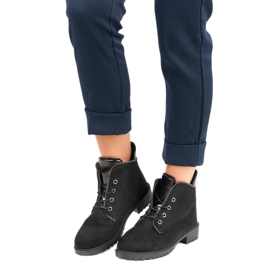 Balada Black Tied Boots 1