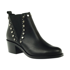 Black winter boots with studs Badura 7874 1