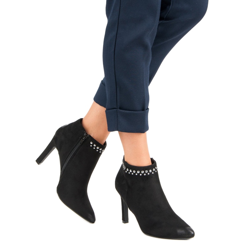 Suede boots on the VINCEZA high heel black 1