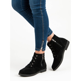 Black Booties On A Zipper 1