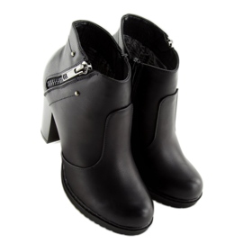 Black high-heeled boots FC-25 black 1