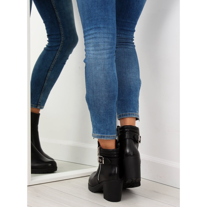 Black wide-heeled boots NS027P Black 1