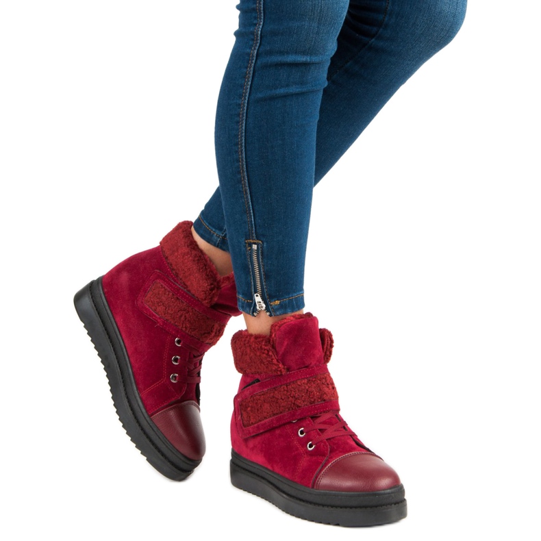Warm burgundy boots red 2