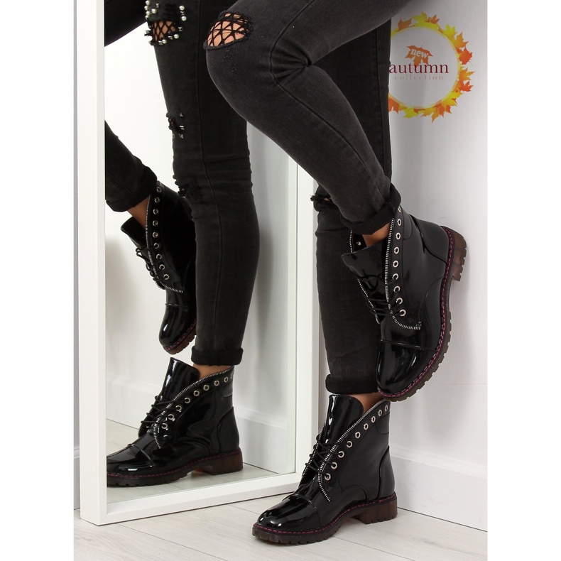 Black lacquered boots A-33 black 1