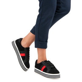 Sneakers On The VICES Platform black 2