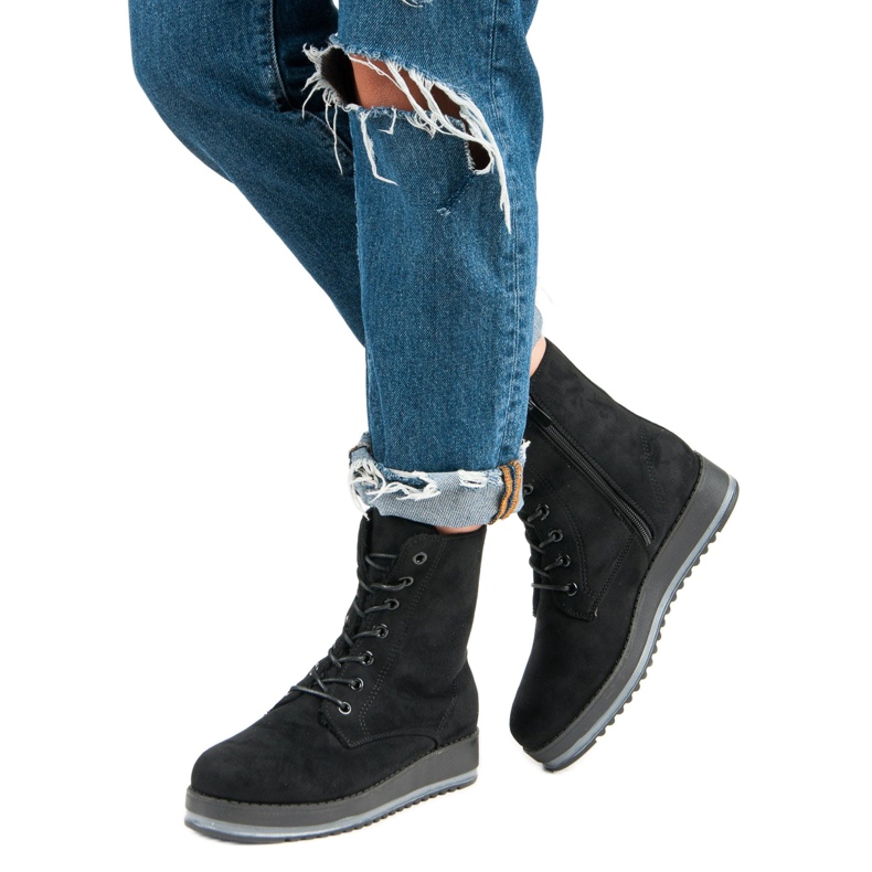 Warm, tied boots black 2