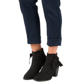 SDS Black ankle boots on the post 1