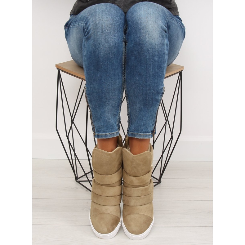 Women's beige sneakers H6507 Camel 2