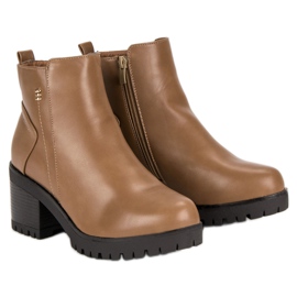 Brown high heels 1