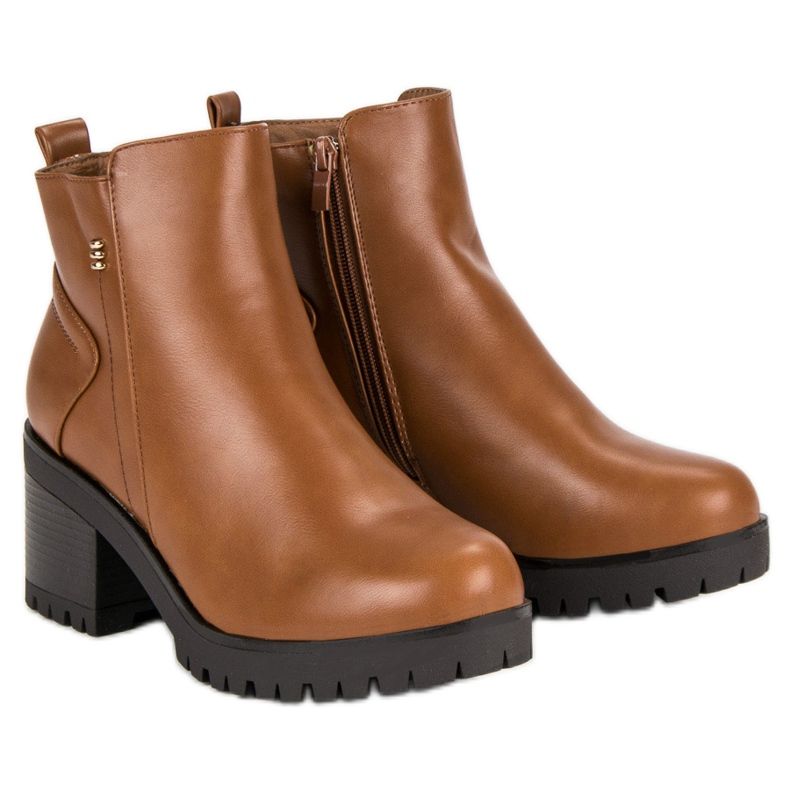 Camel high heels brown 1