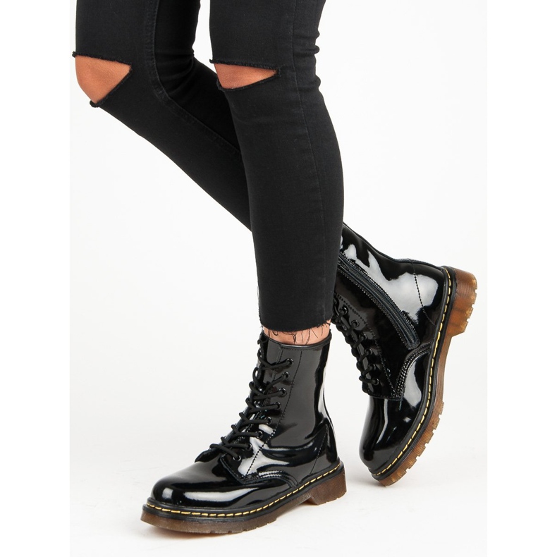 Lacquered Boots Glany MCKEY black 1