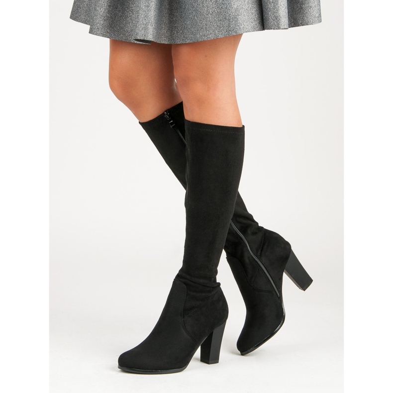 Suede boots on the post black 1