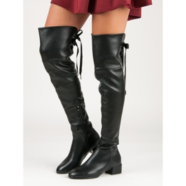 Black musketeer boots 2